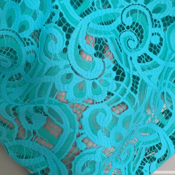 Lilly Pulitzer Teal Lace Top - Picture 4 of 4